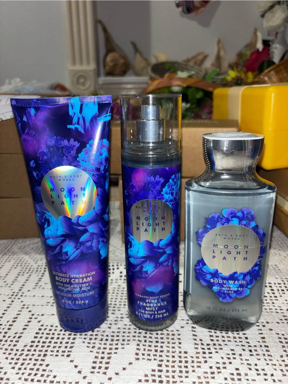 (2026) Bath & Body Works Moonlight Path Body Care Set - Blue & Purple